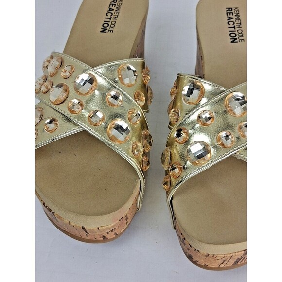 Womens Kenneth Cole Reaction Sandles with Gold Jewels & Cork Wedge 7M 2in Heels. - Picture 2 of 8